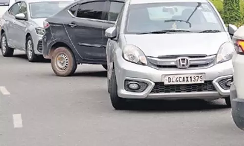 Delhi: अतिक्रमण अभियान में 11 हजार चालान, 302 वाहन जब्त Delhi: अतिक्रमण अभियान में 11 हजार चालान, 302 वाहन जब्त