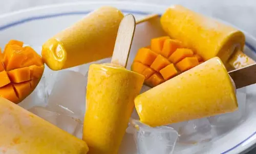 Mango Kulfi:  इस स्वादिष्ट डिश से खास मौकों पर अपने मेहमानों को करें खुश