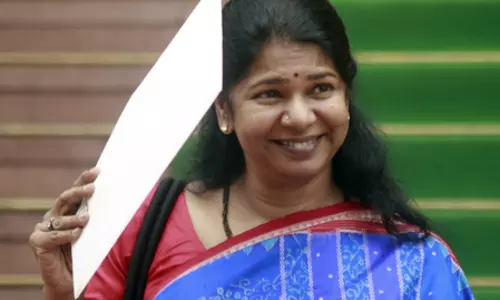 ऑपरेशन सिंदूर की सफलता बताने मास्को पहुंची कनिमोझी, क्योटो में संजय झा ने खोली पाकिस्तान की पोल ऑपरेशन सिंदूर की सफलता बताने मास्को पहुंची कनिमोझी, क्योटो में संजय झा ने खोली पाकिस्तान की पोल