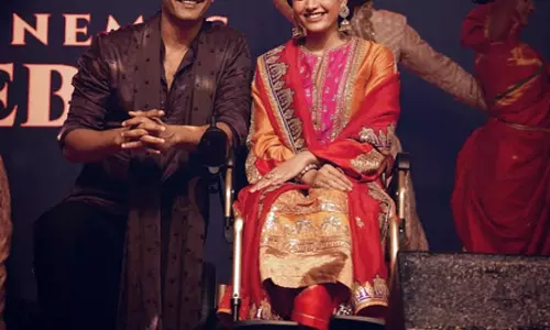 Vicky-Rashmika की फिल्म छावा गढ़चिरौली के पहले इन्फ्लेटेबल सिनेमा हॉल में दिखाई गई Vicky-Rashmika की फिल्म छावा गढ़चिरौली के पहले इन्फ्लेटेबल सिनेमा हॉल में दिखाई गई