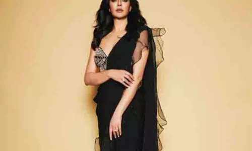 Sushmita Sen ने शानदार तस्वीर साझा की, सुंदर गुड़िया की तरह लग रही Sushmita Sen ने शानदार तस्वीर साझा की, सुंदर गुड़िया की तरह लग रही