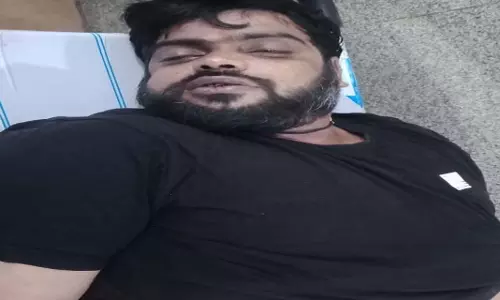बैडमिंटन एकेडमी में युवक की संदिग्ध मौत, मचा हड़कंप