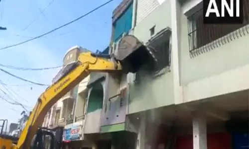 जिला प्रशासन ने Ujjain के बेगम बाग इलाके में अवैध अतिक्रमण हटाया जिला प्रशासन ने Ujjain के बेगम बाग इलाके में अवैध अतिक्रमण हटाया