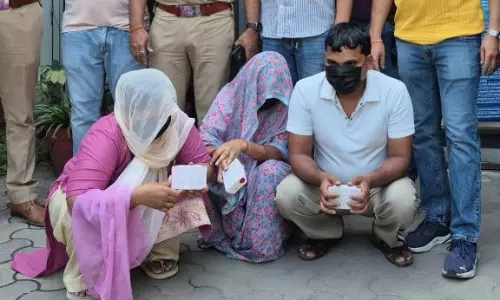 Haldwani: भागवत कथा में भी नहीं छोड़ा अपराध, दिल्ली का चोर गिरोह पकड़ा गया Haldwani: भागवत कथा में भी नहीं छोड़ा अपराध, दिल्ली का चोर गिरोह पकड़ा गया