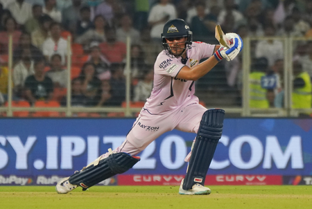 IPL 2025: बांगर ने कहा- SRH के खिलाफ हार GT को तीसरे या चौथे स्थान पर धकेल सकती है