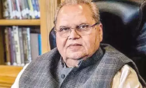 CBI  ने जम्मू-कश्मीर के पूर्व राज्यपाल मलिक के खिलाफ आरोप पत्र दाखिल किया