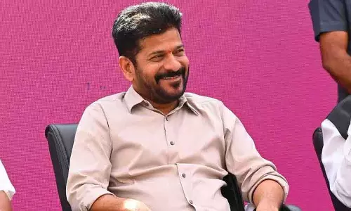 Revanth Reddy की विधायकों के साथ गुप्त बैठकों से तेलंगाना कांग्रेस में दरार