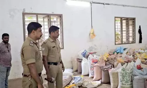 परसाला में खाद्य गोदाम का निरीक्षण; 15,000 किलोग्राम राशन जब्त