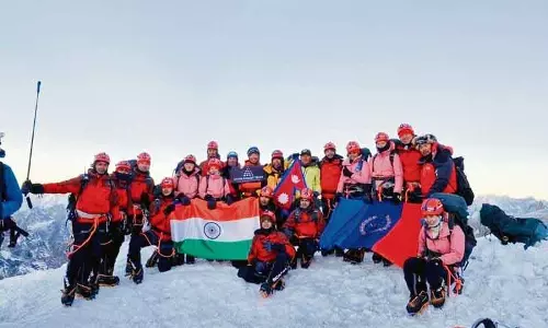 Sirmaur की बेटी ने 19 साल की उम्र में माउंट एवरेस्ट फतह कर रचा इतिहास