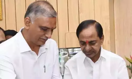 कालेश्वरम नोटिस पर चर्चा के लिए हरीश ने KCR से मुलाकात की