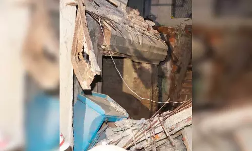 रेलवे स्टेशन पर बेसमेंट खुदाई के दौरान मिट्टी ढही, दो महिला मजदूरों की मौत