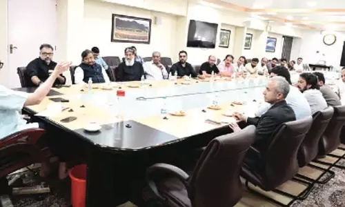 हमारी अर्थव्यवस्था उतनी मजबूत नहीं जितनी होनी चाहिए: CM Omar Abdullah