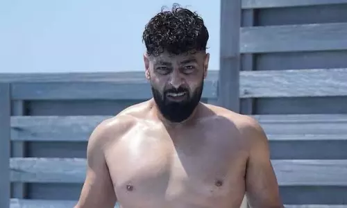 रैपर बादशाह ने फैंस को किया बॉडी से हैरान रैपर बादशाह ने फैंस को किया बॉडी से हैरान