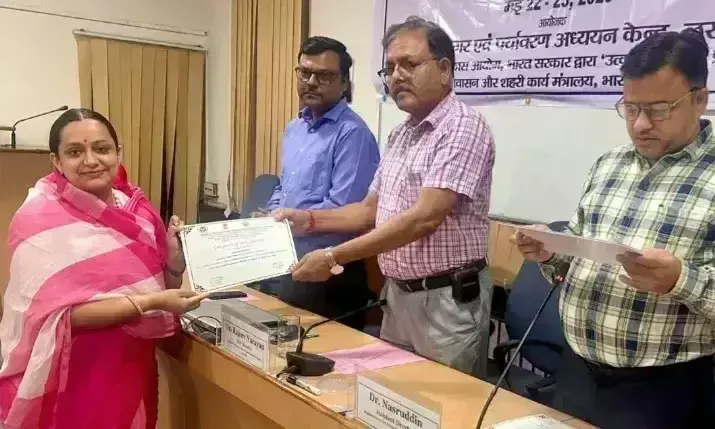 Deoria: नपा अध्यक्ष स्वेता जायसवाल ने एसबीएम 2.0 प्रशिक्षण में सक्रिय भागीदारी निभाई