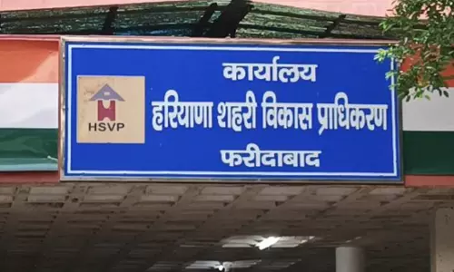 Faridabad: दो सालों से अस्पताल की नींव अधूरी, स्थानीय लोगों में असंतोष