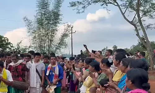मुख्यमंत्री ने पहामजुला में 18 साल का अंधकार किया खत्म मुख्यमंत्री ने पहामजुला में 18 साल का अंधकार किया खत्म