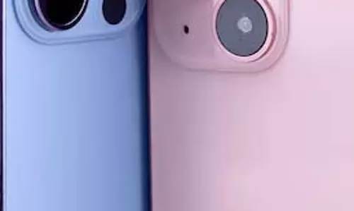 अमेरिका में बने iPhone नहीं तो लगेगा 25% टैरिफ: ट्रंप अमेरिका में बने iPhone नहीं तो लगेगा 25% टैरिफ: ट्रंप