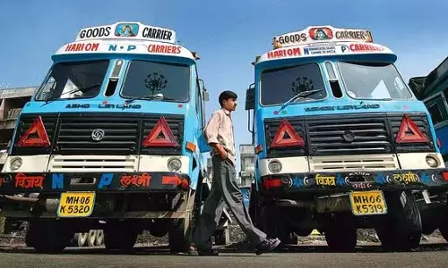 4,000 करोड़ रुपये से अधिक नकदी के साथ अशोक लीलैंड की नजर अधिग्रहण पर 4,000 करोड़ रुपये से अधिक नकदी के साथ अशोक लीलैंड की नजर अधिग्रहण पर