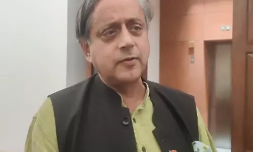 हम वहां अपना दृष्टिकोण रखने जा रहे हैं: आतंकवाद के खिलाफ भारत की वैश्विक पहुंच पर शशि थरूर हम वहां अपना दृष्टिकोण रखने जा रहे हैं: आतंकवाद के खिलाफ भारत की वैश्विक पहुंच पर शशि थरूर