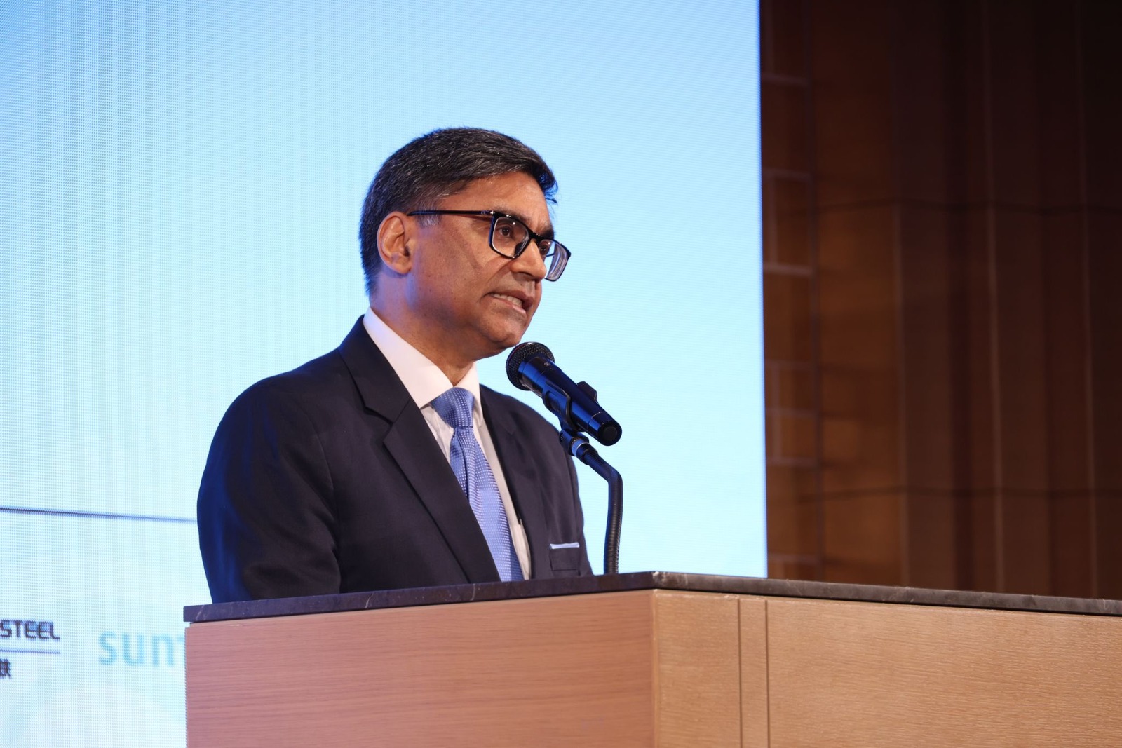 आतंकी हमलों के पीड़ित और अपराधी को समान न समझा जाए: Vikram Misri