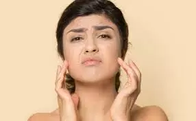 Skin Care Tips: गर्मियों में आपके चेहरे पर चमक लाएगी ये हरी पत्ती, बस ऐसे करें इस्तेमाल Skin Care Tips: गर्मियों में आपके चेहरे पर चमक लाएगी ये हरी पत्ती, बस ऐसे करें इस्तेमाल