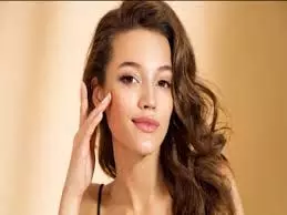Skin care: त्वचा की चमक के लिए अपनाएं ये टिप्स Skin care: त्वचा की चमक के लिए अपनाएं ये टिप्स