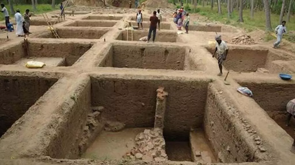 ASI को कीझाड़ी उत्खनन रिपोर्ट में सुधार करने और इसकी विश्वसनीयता मजबूत करने का निर्देश दिया गया ASI को कीझाड़ी उत्खनन रिपोर्ट में सुधार करने और इसकी विश्वसनीयता मजबूत करने का निर्देश दिया गया