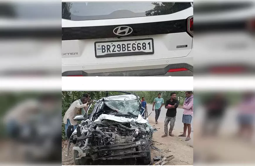 भीषण सड़क हादसा, तीन लोगों की मौत, कार पूरी तरह चकनाचूर भीषण सड़क हादसा, तीन लोगों की मौत, कार पूरी तरह चकनाचूर