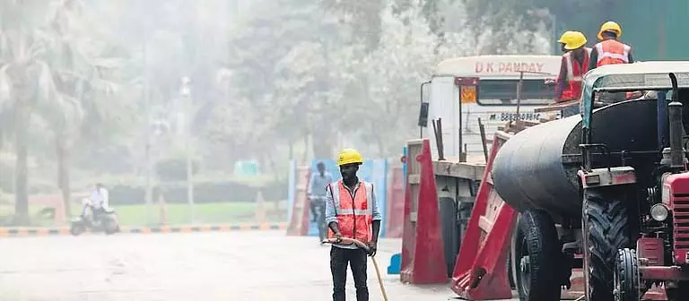 दिल्ली नगर निकाय अभियान में 3,500 किमी सड़कें साफ: CM Rekha Gupta दिल्ली नगर निकाय अभियान में 3,500 किमी सड़कें साफ: CM Rekha Gupta