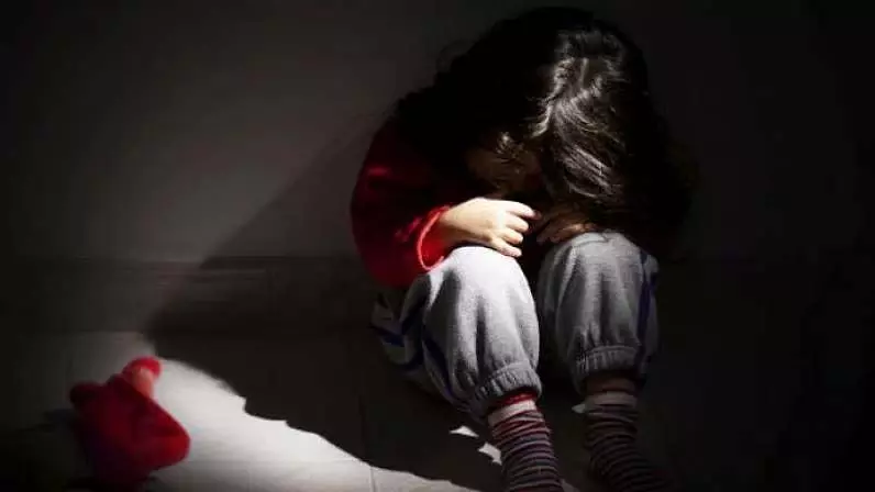 MP : 5 साल की बच्ची से बलात्कार के आरोप में रिश्तेदार गिरफ्तार MP : 5 साल की बच्ची से बलात्कार के आरोप में रिश्तेदार गिरफ्तार