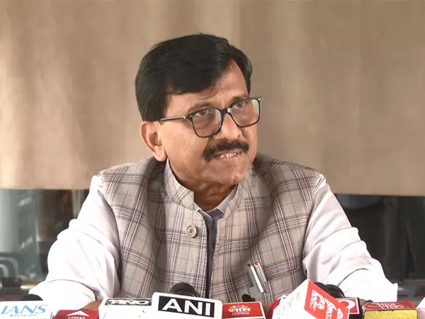 उम्मीद है कि महाराष्ट्र सरकार अधिकतम धनराशि लाएगी...यह वित्तीय संकट में है: Sanjay Raut उम्मीद है कि महाराष्ट्र सरकार अधिकतम धनराशि लाएगी...यह वित्तीय संकट में है: Sanjay Raut