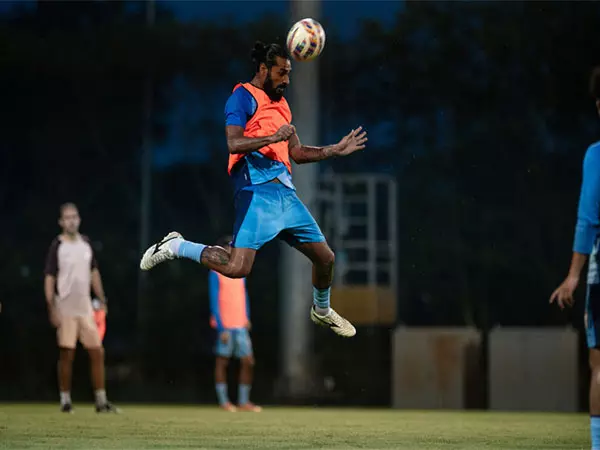 Sandesh Jhingan ने कहा - ब्लू टाइगर्स की सफलता के लिए तालमेल जरूरी है Sandesh Jhingan ने कहा - ब्लू टाइगर्स की सफलता के लिए तालमेल जरूरी है