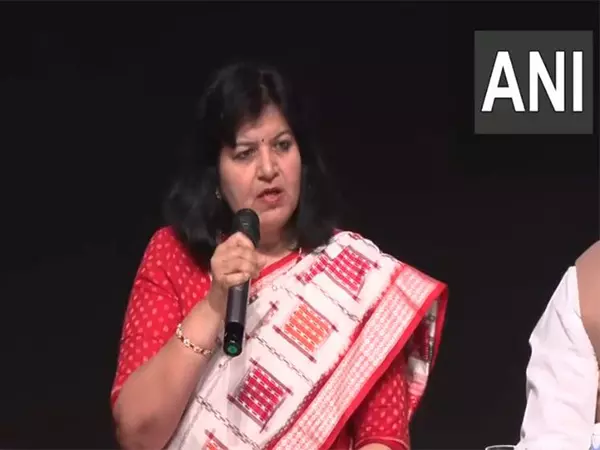 आतंकवादी संगठन पाकिस्तान में पैदा ही नहीं होते बल्कि वहीं पलते-बढ़ते हैं: BJP MP आतंकवादी संगठन पाकिस्तान में पैदा ही नहीं होते बल्कि वहीं पलते-बढ़ते हैं: BJP MP