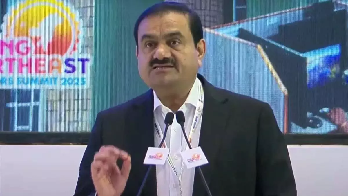 गौतम अडानी 10 वर्षों में पूर्वोत्तर में 1 लाख करोड़ रुपये का निवेश करेंगे गौतम अडानी 10 वर्षों में पूर्वोत्तर में 1 लाख करोड़ रुपये का निवेश करेंगे