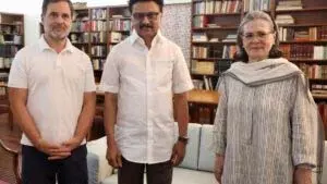 स्टालिन ने दिल्ली में सोनिया और राहुल से मुलाकात की स्टालिन ने दिल्ली में सोनिया और राहुल से मुलाकात की