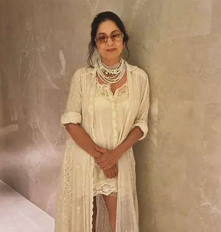 नीना गुप्ता का शेफ अवतार, आलू पनीर रेसिपी की पेश नीना गुप्ता का शेफ अवतार, आलू पनीर रेसिपी की पेश