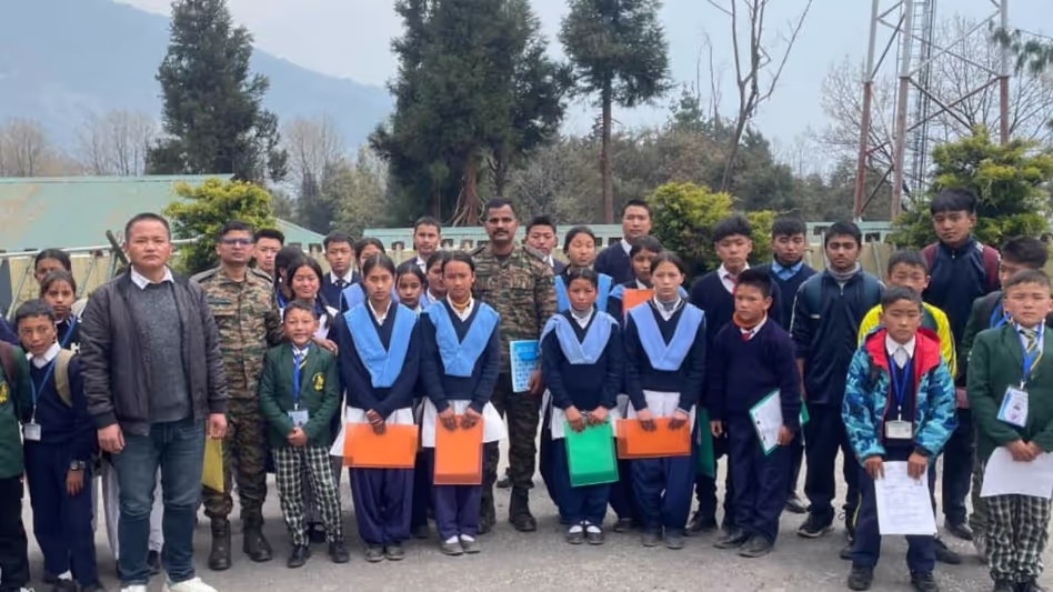 Arunachal के सुदूर गांवों के 38 छात्रों ने सैनिक परीक्षा पास की Arunachal के सुदूर गांवों के 38 छात्रों ने सैनिक परीक्षा पास की