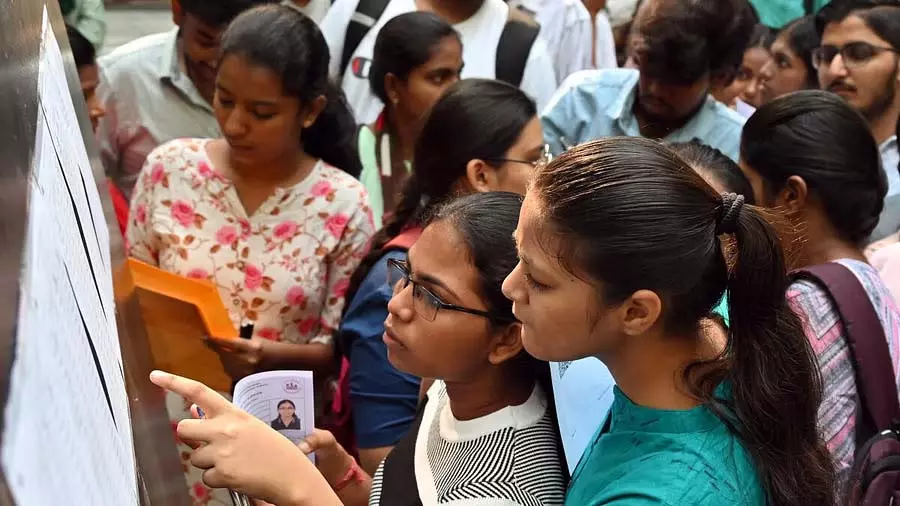 KCET परिणाम घोषित, बेंगलुरु के भावेश जयंती ने रैंक 1 हासिल की KCET परिणाम घोषित, बेंगलुरु के भावेश जयंती ने रैंक 1 हासिल की