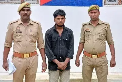 Ballia: पुलिस ने अपहृत नाबालिग लड़की बरामद की, आरोपी गिरफ्तार Ballia: पुलिस ने अपहृत नाबालिग लड़की बरामद की, आरोपी गिरफ्तार