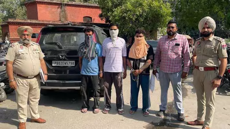 Amritsar: गोलीबारी और हत्या के प्रयास के मामले में 3 गिरफ्तार Amritsar: गोलीबारी और हत्या के प्रयास के मामले में 3 गिरफ्तार