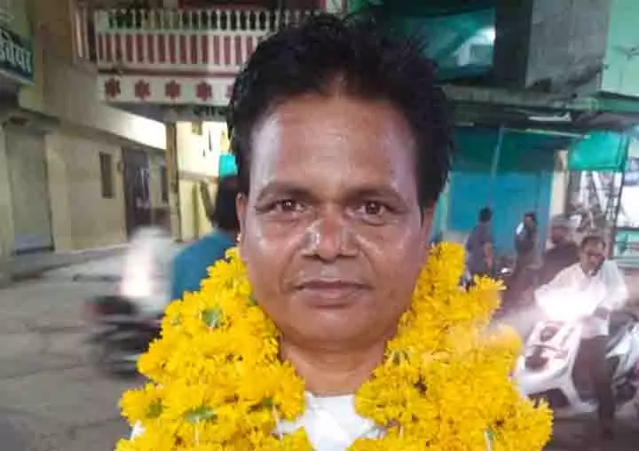 कुशवाहा बने अखिल भारतीय संयुक्त अधिवक्ता मंच के जिला अध्यक्ष, शुभचिंतकों ने दी बधाई कुशवाहा बने अखिल भारतीय संयुक्त अधिवक्ता मंच के जिला अध्यक्ष, शुभचिंतकों ने दी बधाई