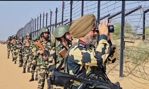 बीएसएफ ने सीमा पर पाक की हर हरकत का दिया जवाब : डीआईजी राठौड़ बीएसएफ ने सीमा पर पाक की हर हरकत का दिया जवाब : डीआईजी राठौड़