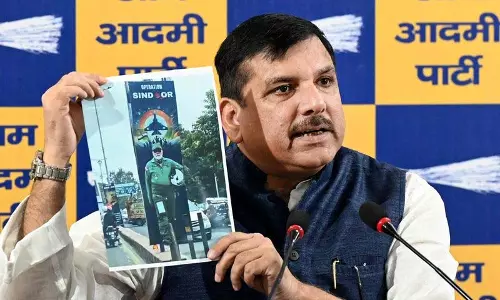 ऑपरेशन सिंदूर पर राजनीतिकरण को लेकर आप-भाजपा में जुबानी जंग ऑपरेशन सिंदूर पर राजनीतिकरण को लेकर आप-भाजपा में जुबानी जंग