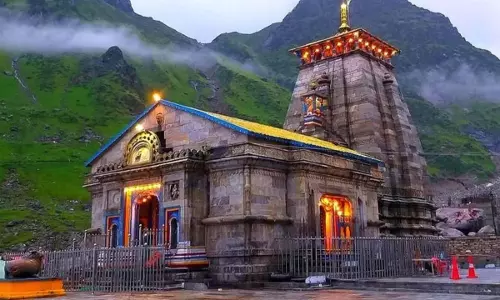 धर्म:केदारनाथ यात्रा के दौरान भूलकर भी न ले जाएं ये चीजें, वरना बढ़ जाएगी परेशानी धर्म:केदारनाथ यात्रा के दौरान भूलकर भी न ले जाएं ये चीजें, वरना बढ़ जाएगी परेशानी