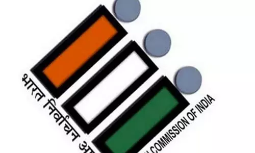 मतदाताओं को मतदान केंद्र के अंदर मोबाइल फोन ले जाने की अनुमति नहीं: चुनाव आयोग