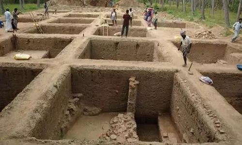 ASI को कीझाड़ी उत्खनन रिपोर्ट में सुधार करने और इसकी विश्वसनीयता मजबूत करने का निर्देश दिया गया ASI को कीझाड़ी उत्खनन रिपोर्ट में सुधार करने और इसकी विश्वसनीयता मजबूत करने का निर्देश दिया गया