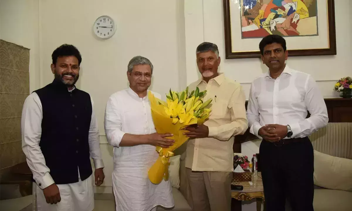 Andhra ने इलेक्ट्रॉनिक्स विनिर्माण क्षेत्र को बढ़ावा देने के लिए केंद्रीय सहायता मांगी