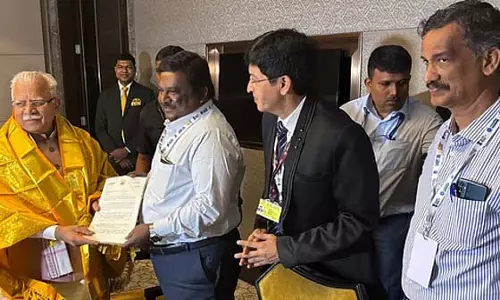 विद्युत बोर्ड को वित्तीय संस्थानों के लिए ब्याज दरें कम करनी चाहिए: मंत्री एस.सी. सिवासन ने जोर दिया विद्युत बोर्ड को वित्तीय संस्थानों के लिए ब्याज दरें कम करनी चाहिए: मंत्री एस.सी. सिवासन ने जोर दिया