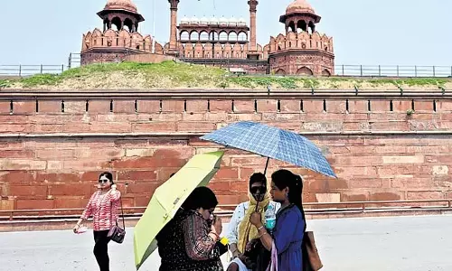 Delhi में थोड़ी राहत के बाद तापमान में उछाल