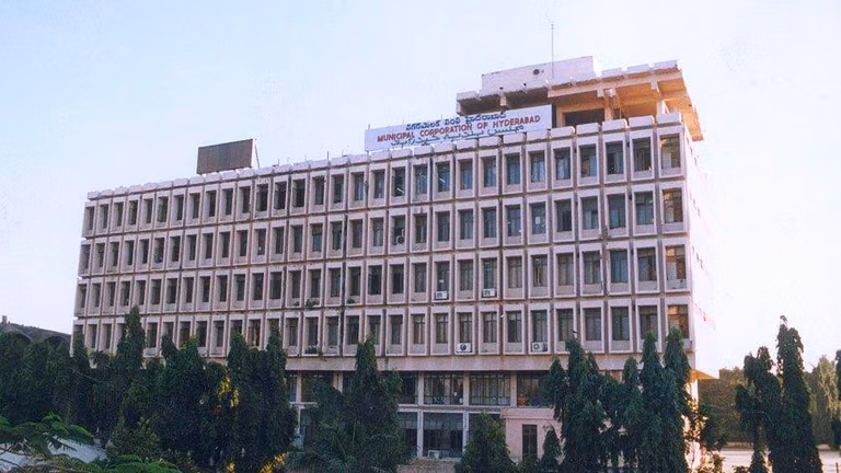 GHMC फर्जी जन्म प्रमाण पत्र के लिए अस्पताल के खिलाफ आपराधिक कार्रवाई करेगी
